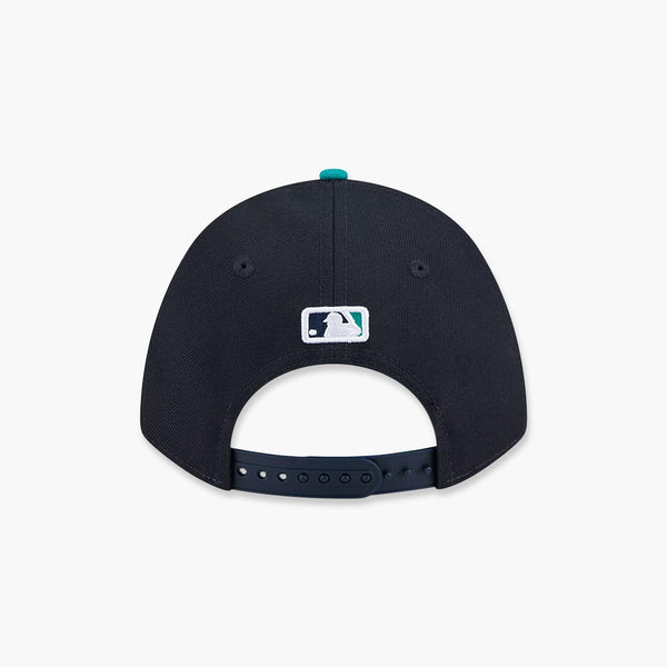 Seattle Mariners Hall-Of-Fame Curved Bill Snapback