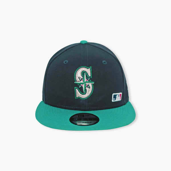 Seattle Mariners Old English Script Snapback