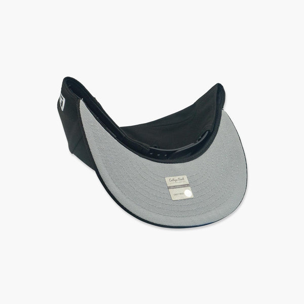 Washington Huskies Dubs Up Black Snapback