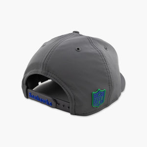 Seattle Seahawks 2026 Sideline Cold Weather Throwback Charcoal Snapback