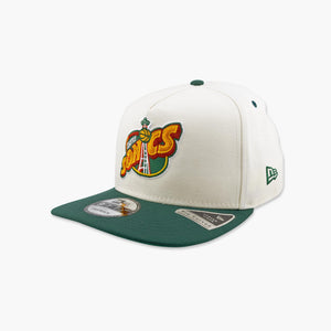 Seattle SuperSonics Cream Space Needle Seattle Arch Snapback.