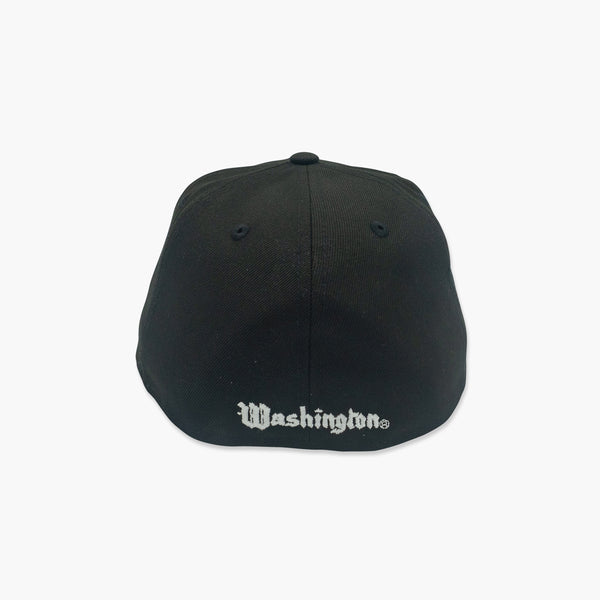 New Era Washington Huskies Sailor Dawg Black & White Fitted Hat
