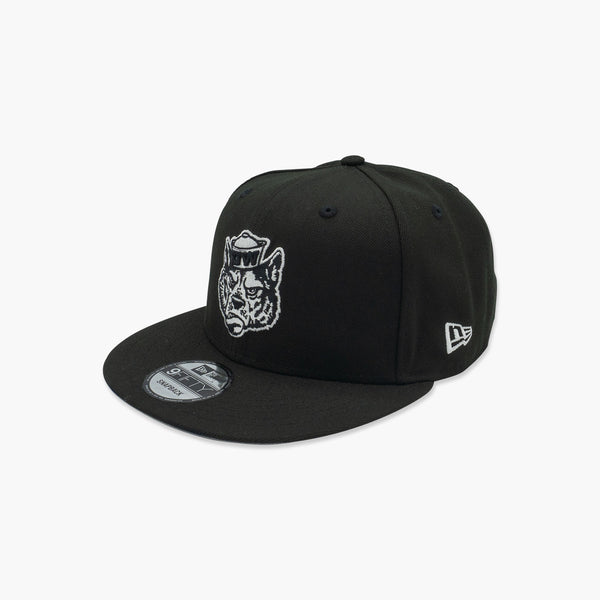 New Era Washington Huskies Sailor Dawg Black & White Snapback