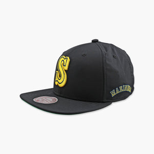Seattle Mariners April Showers Snapback