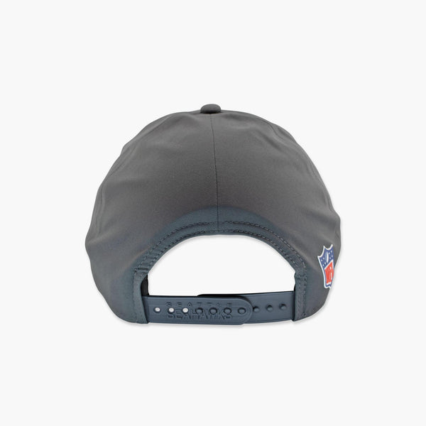 Seattle Seahawks 2025 Black Performance Winter Sideline Snapback