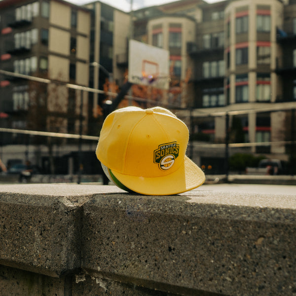Mitchell & Ness Seattle Supersonics Sonics New Yellow Green Era Snapback  Hat Cap