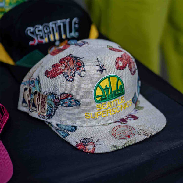 Seattle SuperSonics Bug's Life Snapback